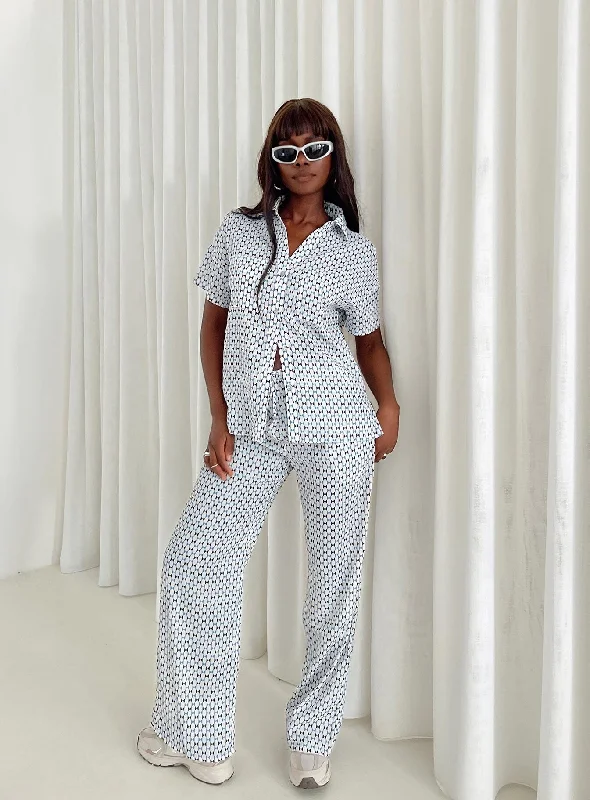 Fulmer Set White / Blue Modern Women's 