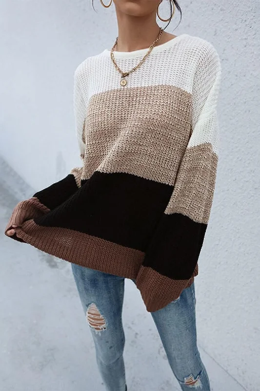 LOOSE FIT COLOR BLOCK KNITTED SWEATER